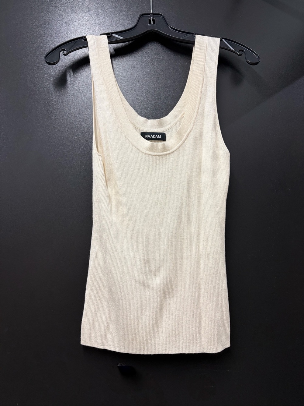 NAADAM Cream Ribbed Scoop Tank